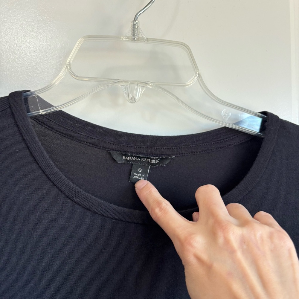 BN2‎ Banana Republic Black Long Sleeve Women's Small Tee Modal - Picture 2 of 6
